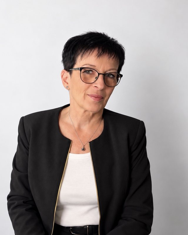 Ute Arndt, Buchhaltung